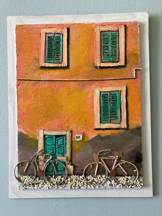 Draisina Bike Apartments Uno Oleggio Castello Buitenkant foto