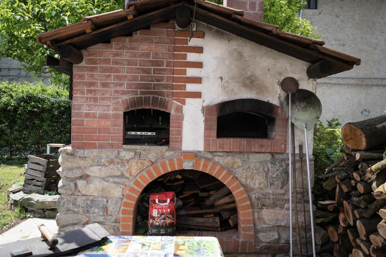 Draisina Bike Apartments Uno Oleggio Castello Buitenkant foto